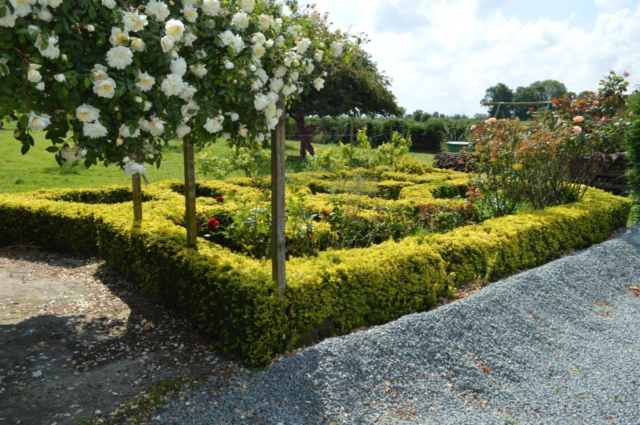 Bed and Breakfast La Pastorale Beurlay Exterior foto