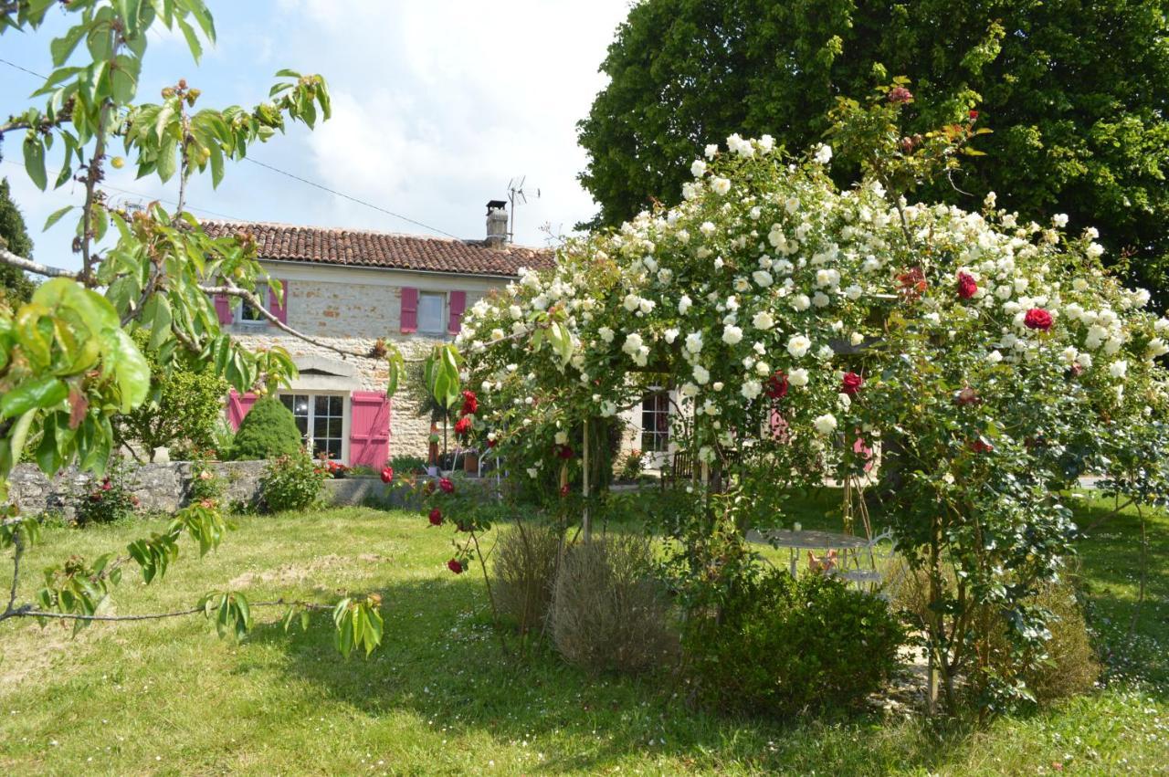 Bed and Breakfast La Pastorale Beurlay Exterior foto