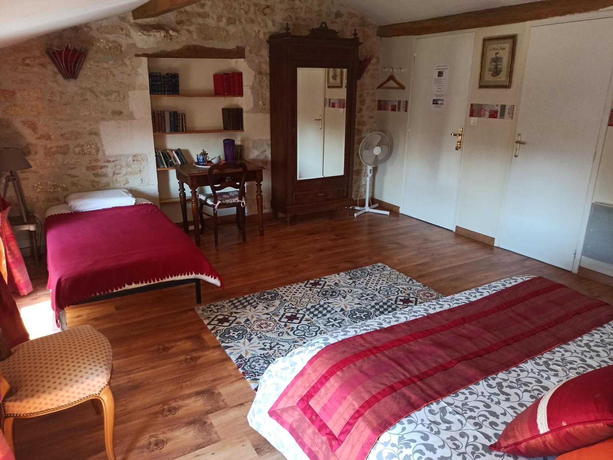 Bed and Breakfast La Pastorale Beurlay Habitación foto